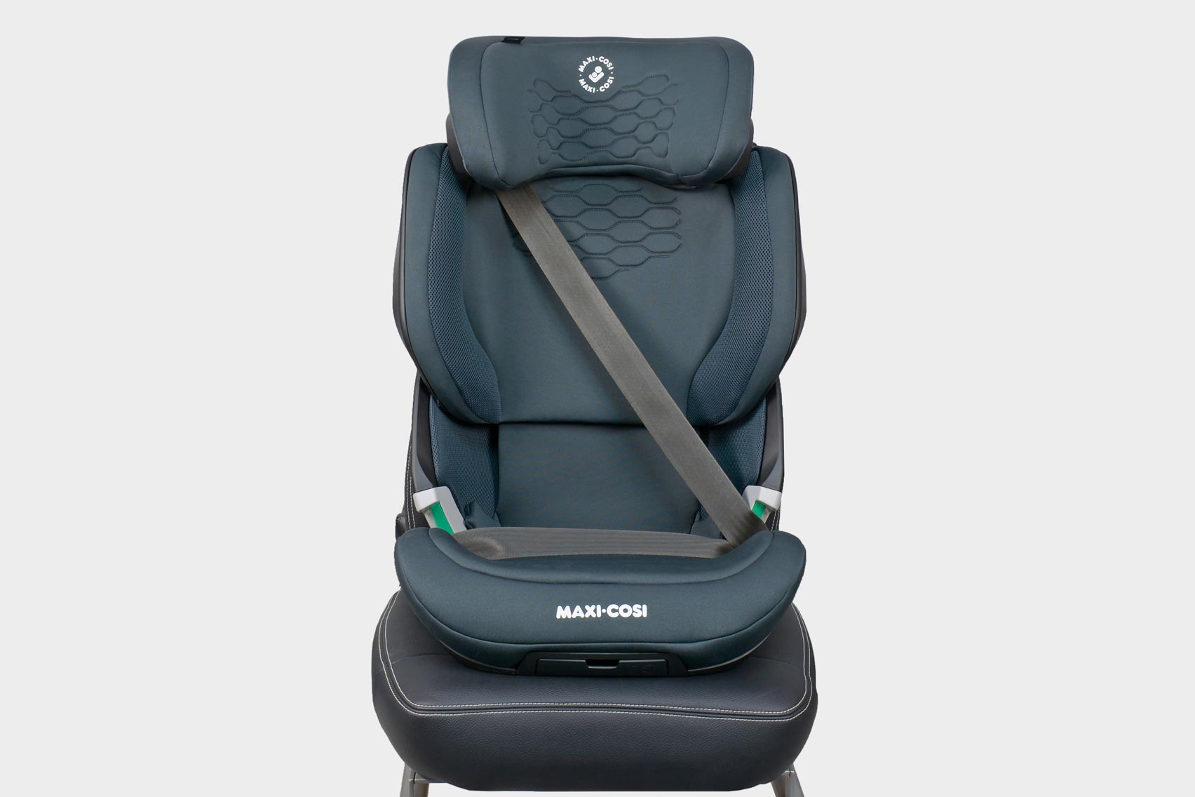 Maxi-Cosi Kore Pro i-Size Фиксация ребёнка автомобильным ремнём безопасности